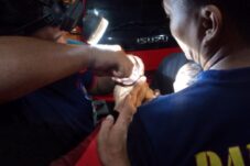 Damkar Lamongan Evakuasi Jari Balita Terjepit Tutup Botol Dot