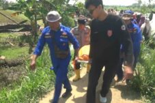 d37b1e5d a8d6 4ded 883d b640d2158d75